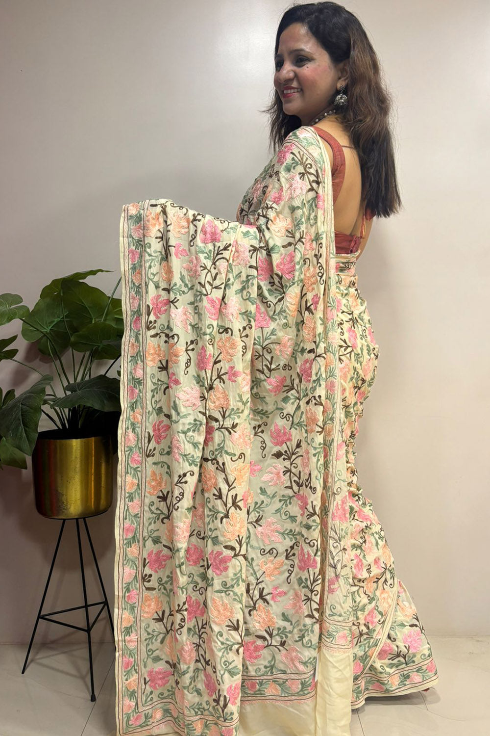 Pastel Kashmiri Aari Crepe Saree—Chain Stitch Embroidery, Festive & Wedding
