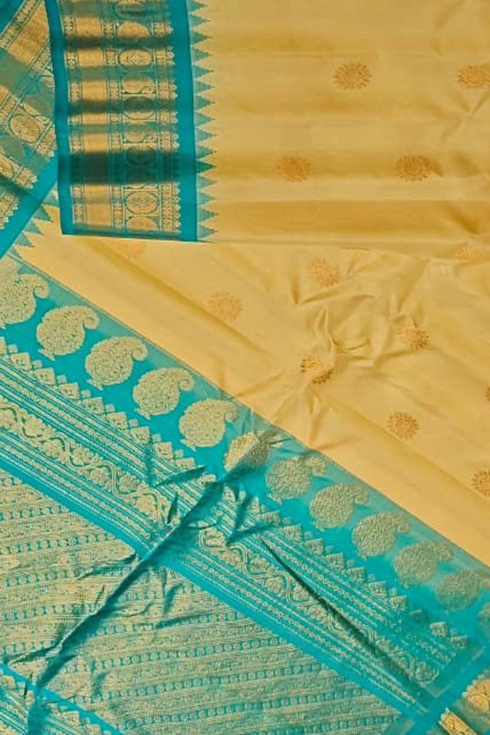 Golden Handloom Gadwal Pure Silk Saree — Zari Motifs, Wedding