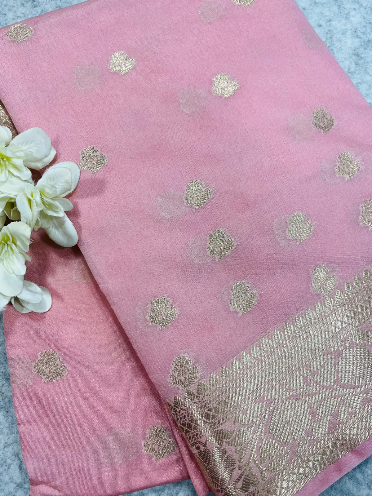 Pink Banarasi Soft Silk Saree IS1B1ZA526090801