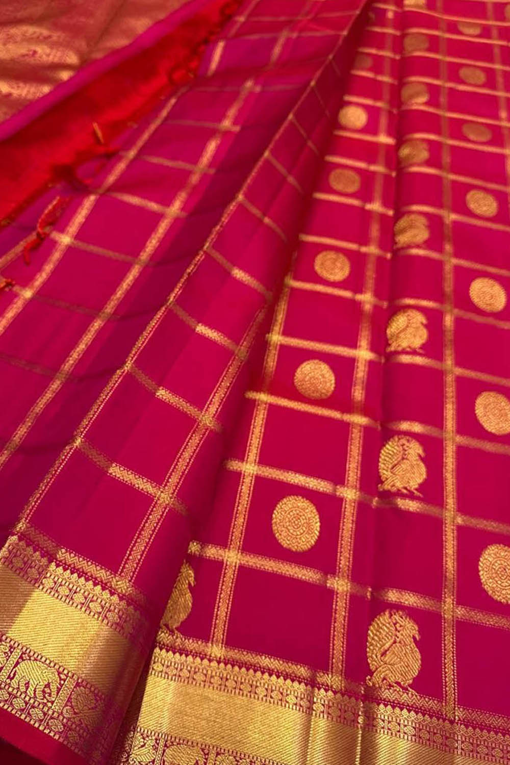 Pink Handloom Kanjeevaram Pure Silk Saree — Handwoven, Festive & Bridal