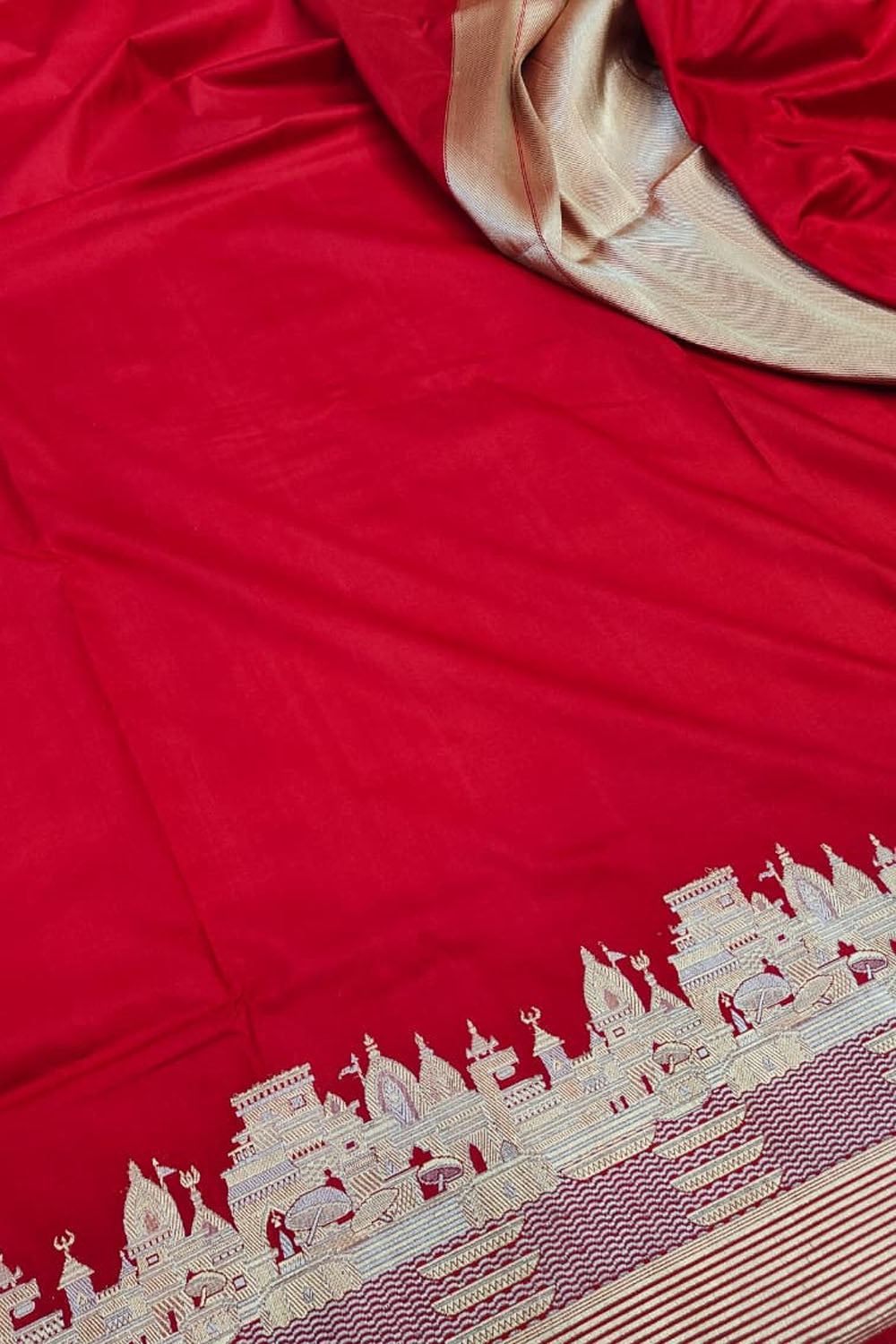 Red Banarasi Handloom Pure Katan Silk Ghat Design Saree