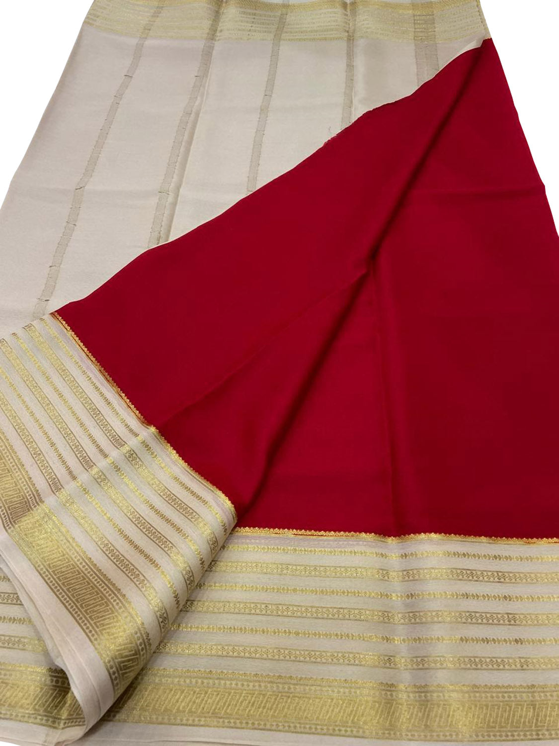 Red Mysore Pure Crepe Silk Saree Handloom Weave Festive