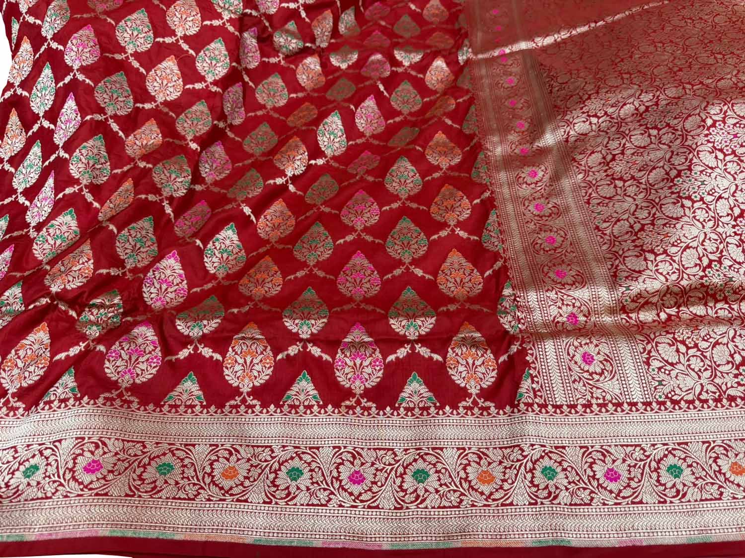 Red Pure Katan Silk Banarasi Saree Handloom Bridal Wear