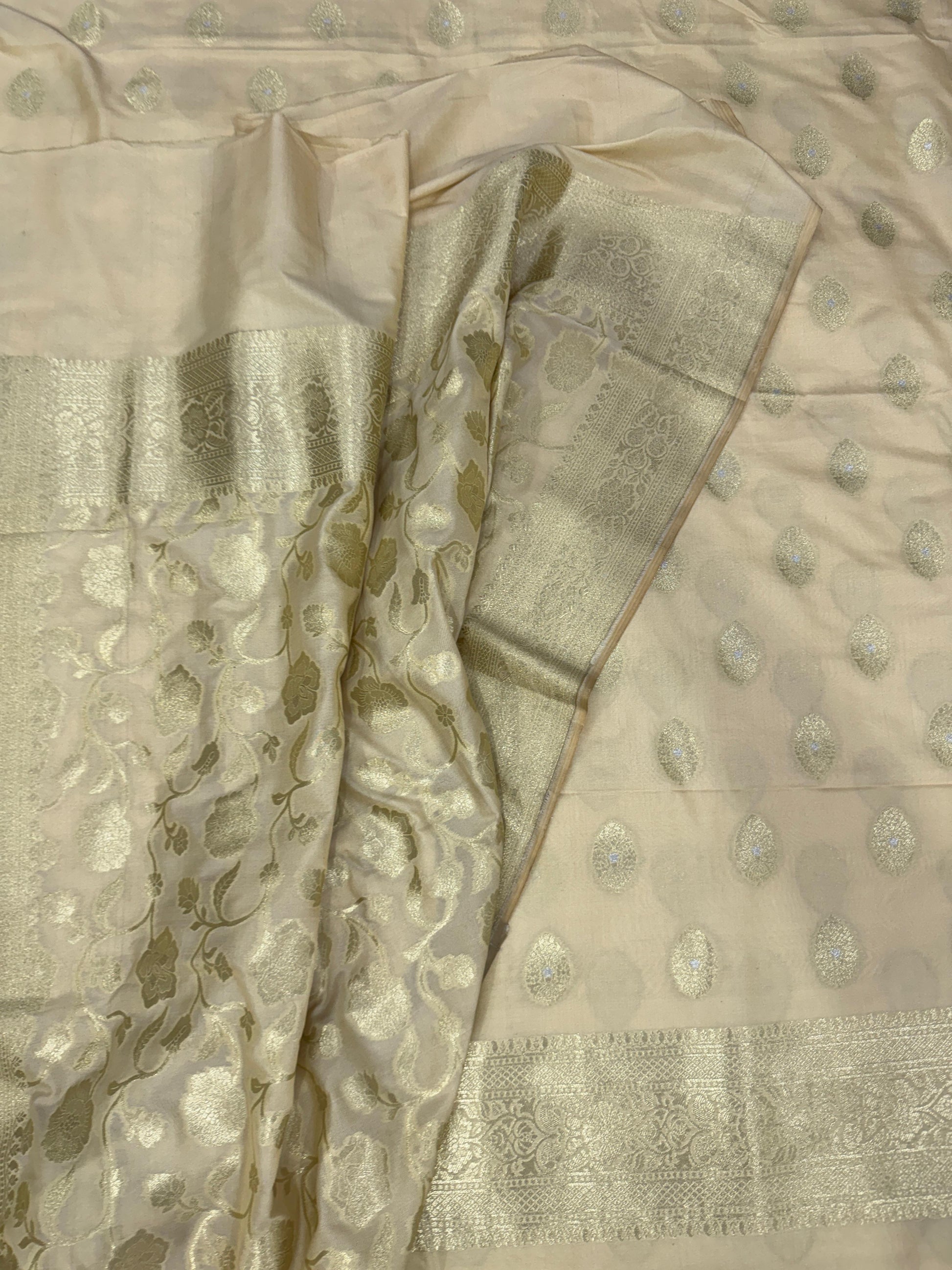 Pastel Banarasi Silk Suit Set - Elegant and Timeless - Luxurion World