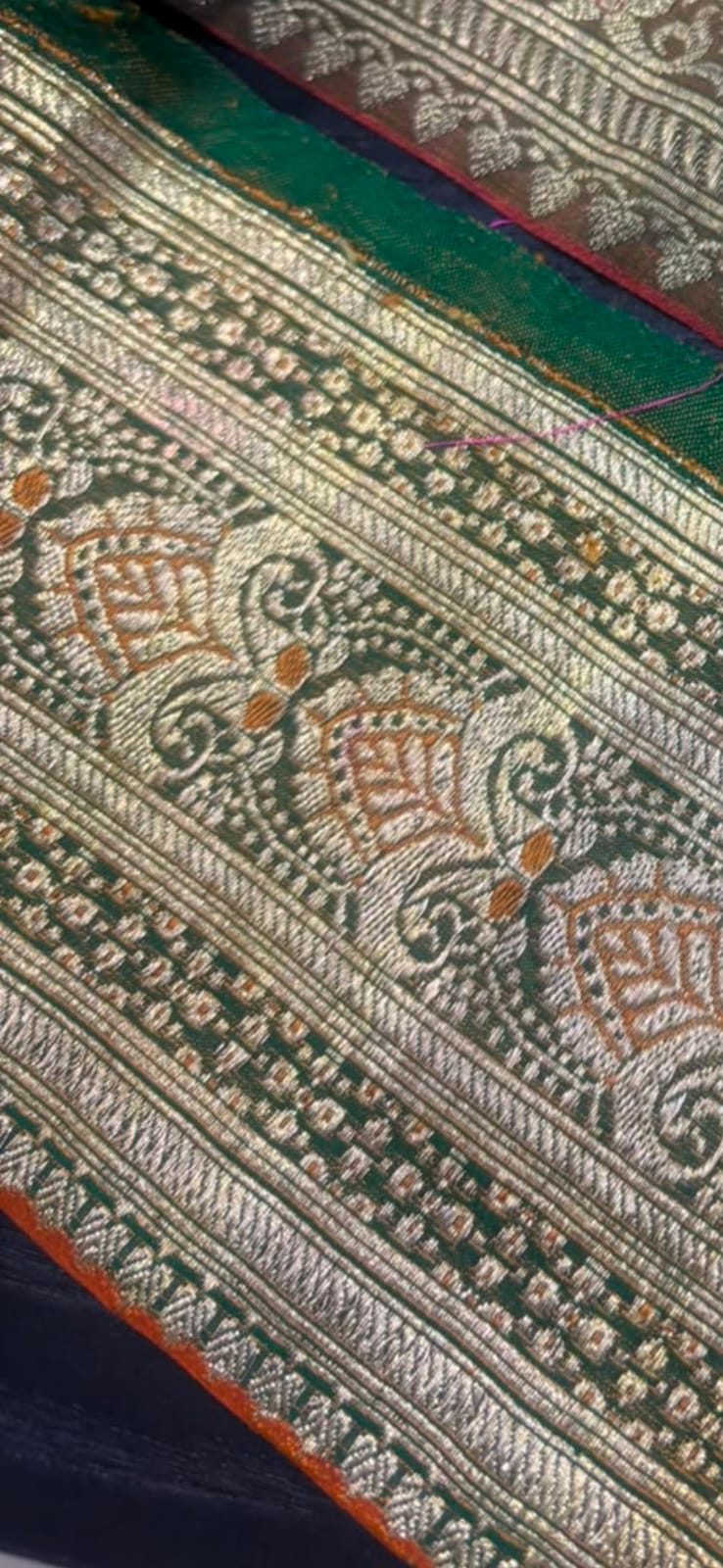 Green Pure Silk Vintage Banarasi Border Lace ( 1 Mtr )