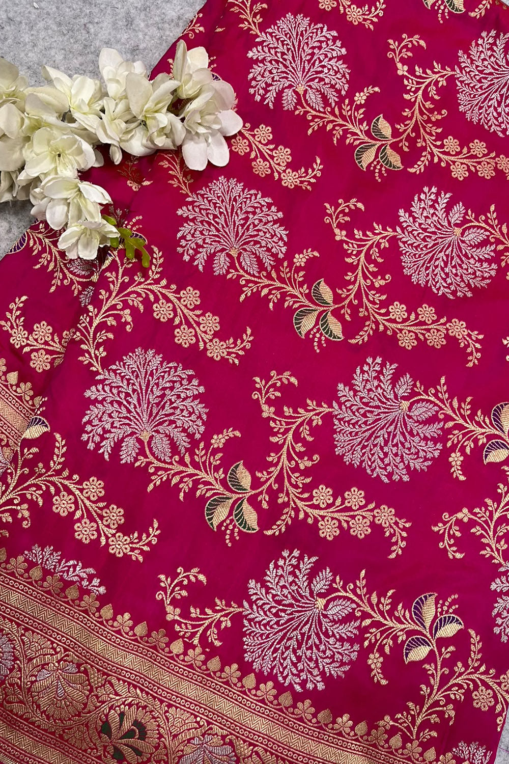 Pink Handloom Banarasi Pure Katan Silk Flower Design Sona Roopa Saree