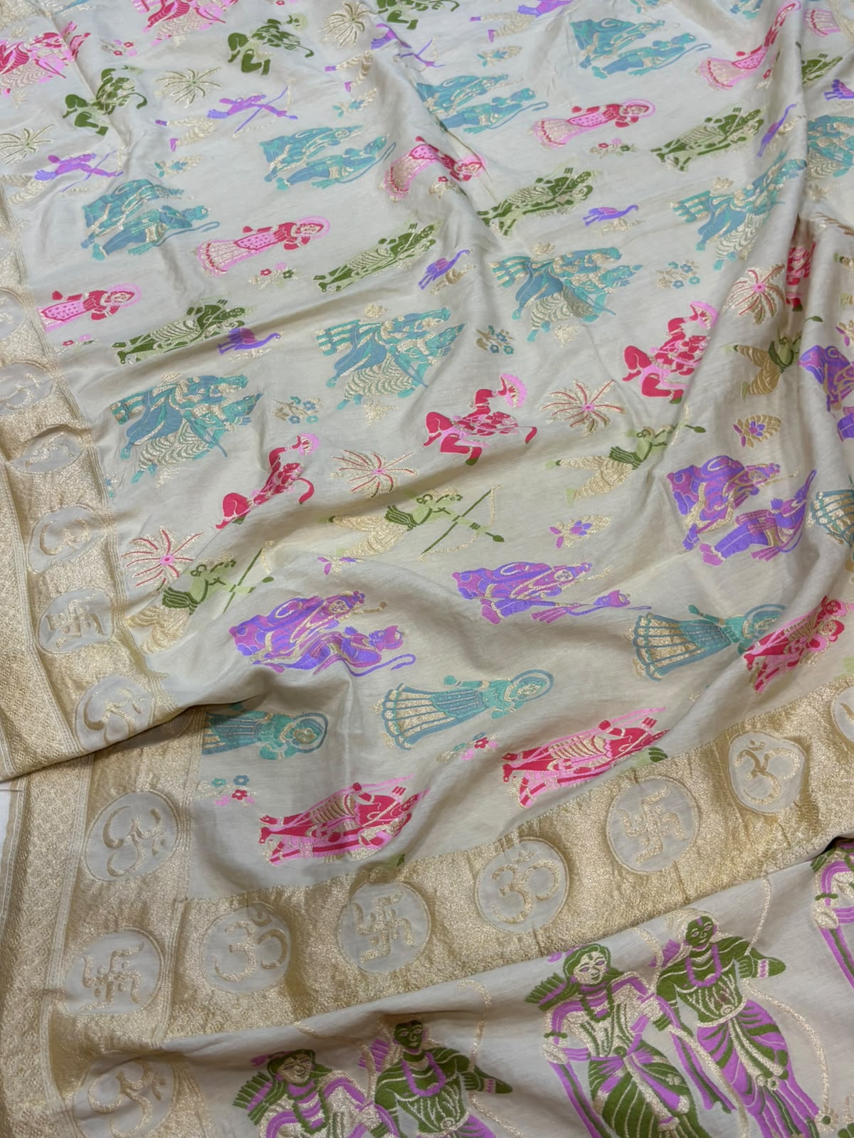 Dyeable Pure moonga Silk Ramayan Weaved Banarasi Exclusive Dupatta