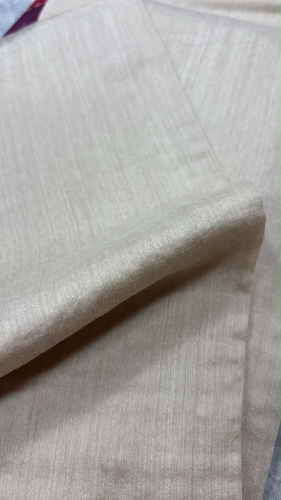 Dyeable Handloom Banarasi Moonga Silk Fabric (1 Mtr)