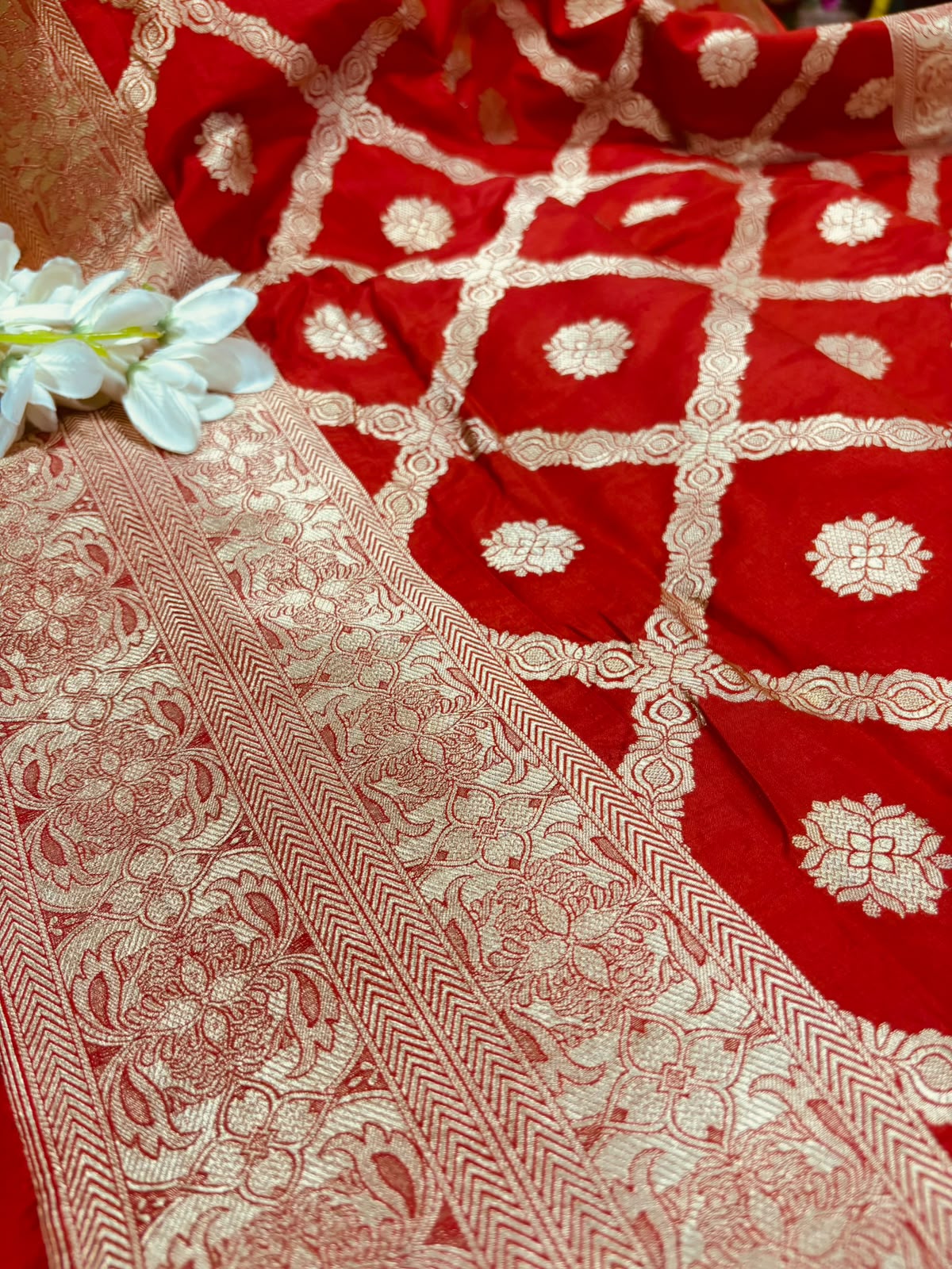 Red Banarasi Pure Katan Silk Saree Handloom Weave Bridal