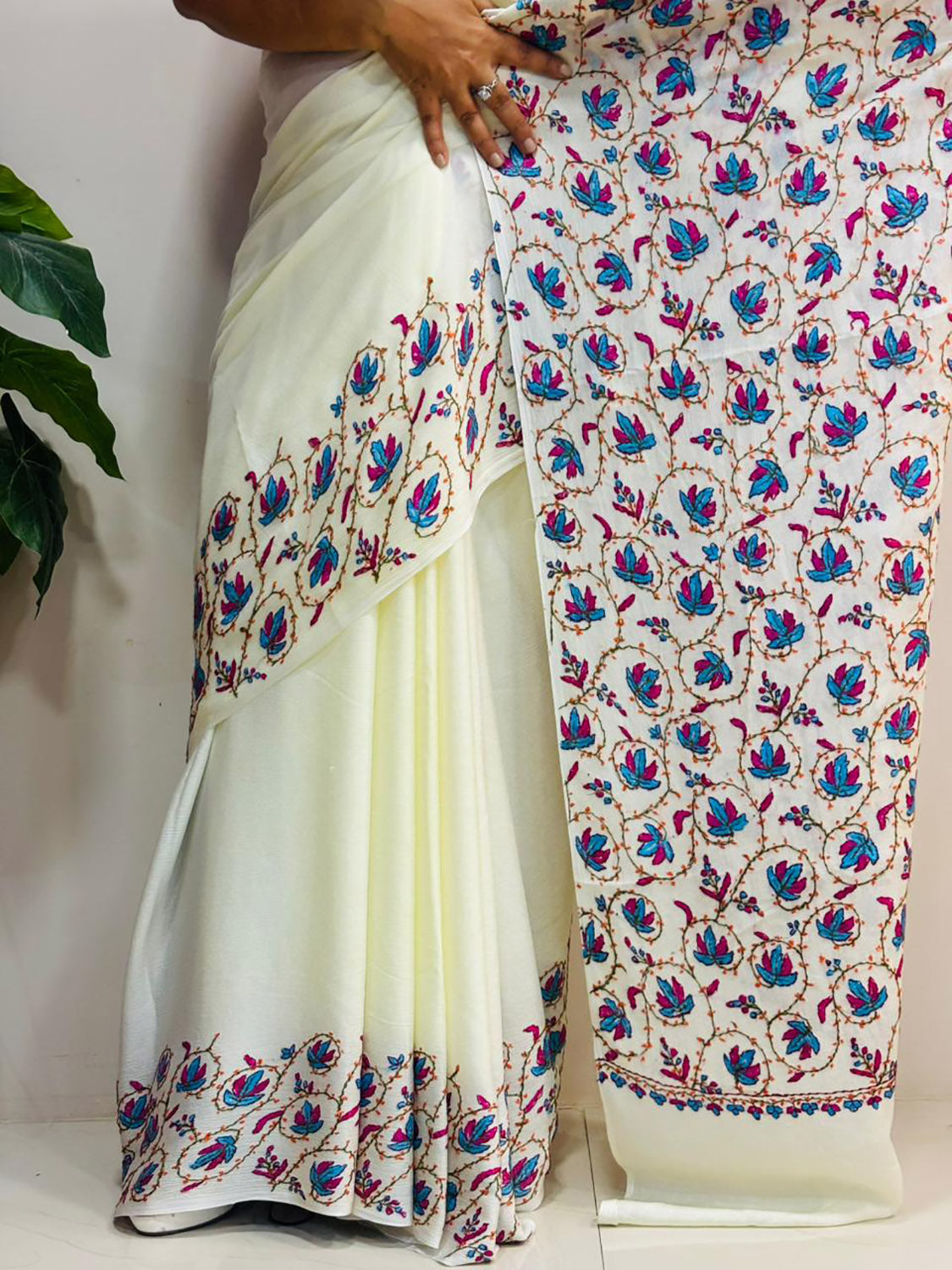 White Kashmiri Sozni Pure Crepe Saree—Full Jaal Embroidery, Bridal & Wedding