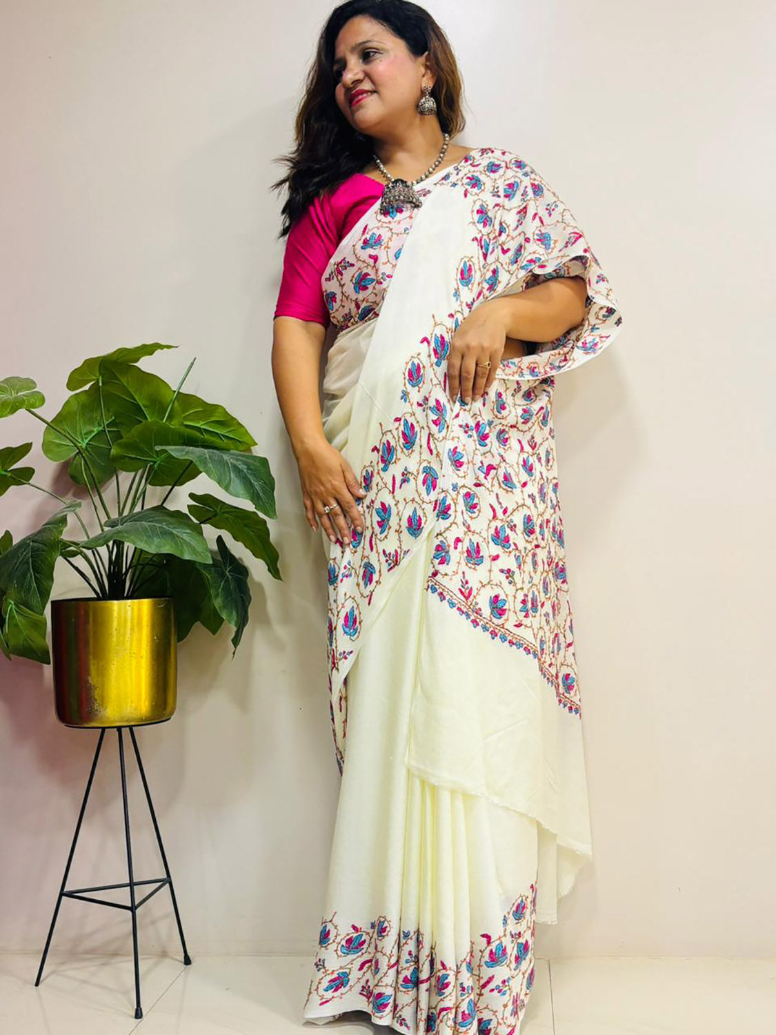 White Kashmiri Sozni Pure Crepe Saree—Full Jaal Embroidery, Bridal & Wedding