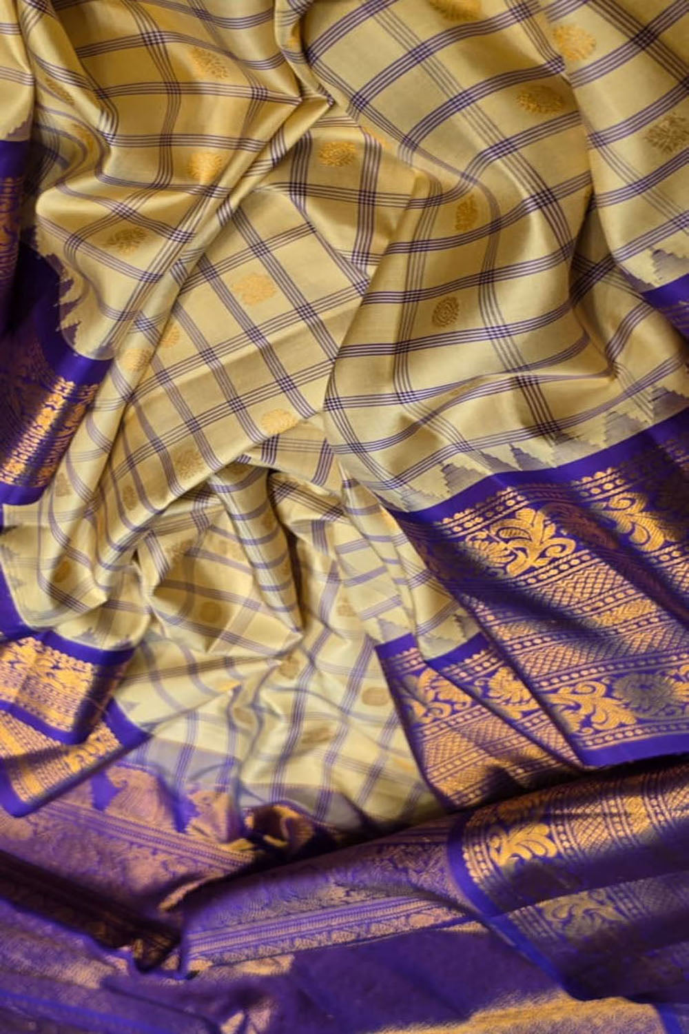 Yellow Handloom Gadwal Pure Silk Saree