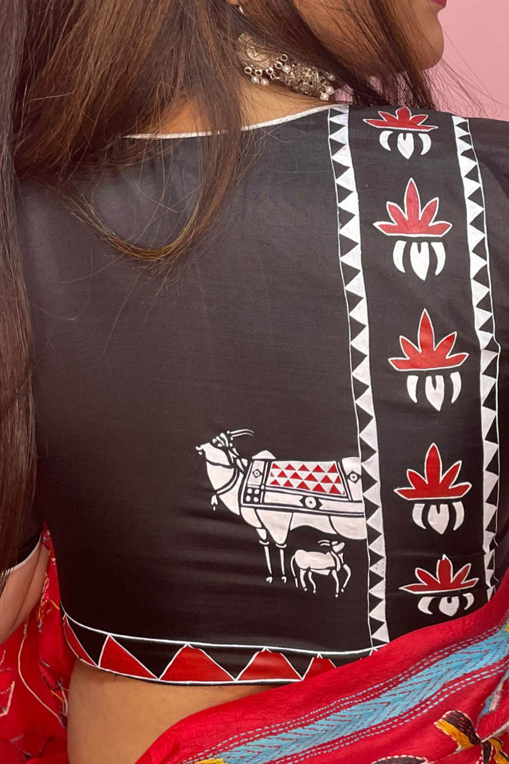 Black Hand Painted Pure Silk Pichwai U Neck Non Padded Stitched Blouse - Luxurion World