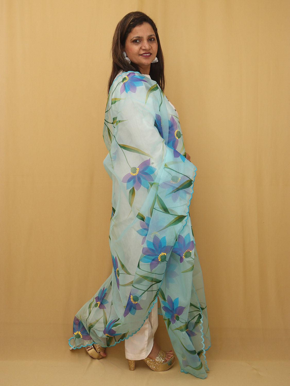 Blue Hand Painted Organza Silk Scalloped Border Dupatta - Luxurion World