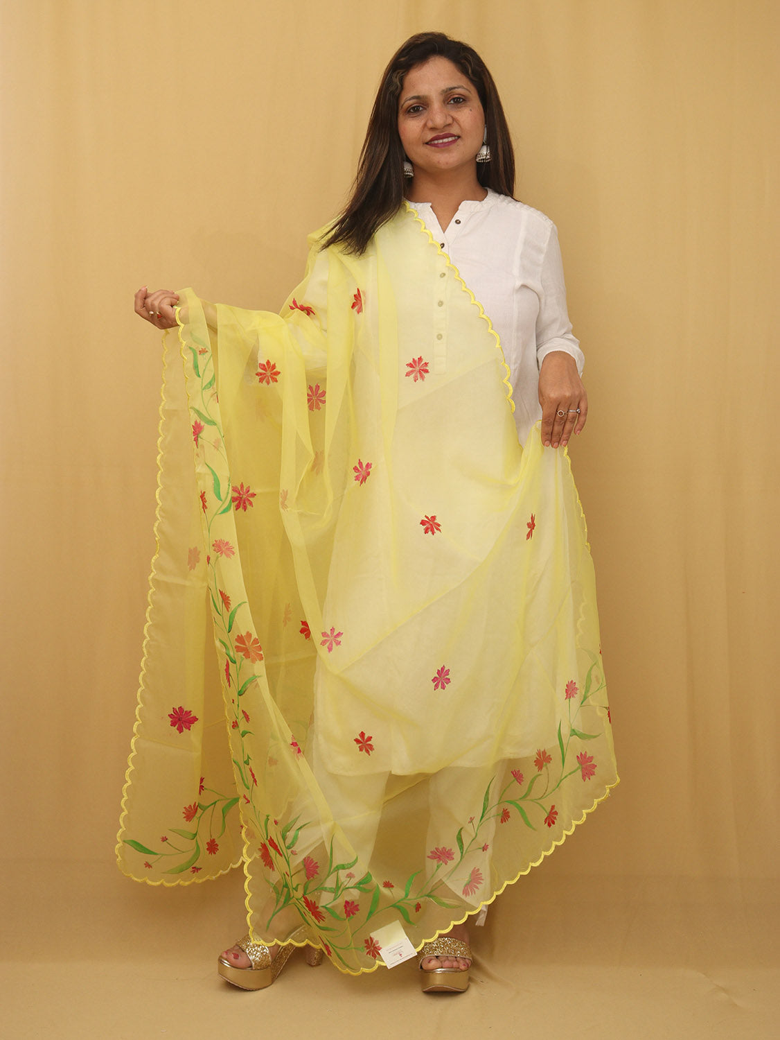 Yellow Hand Painted Organza Silk Scalloped Border Dupatta - Luxurion World