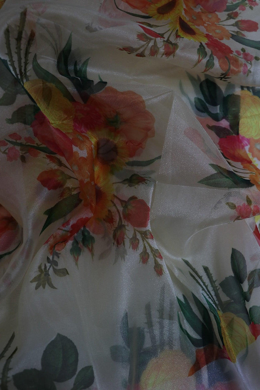 Off White Trendy Fabric ( 1 Mtr ) - Luxurion World