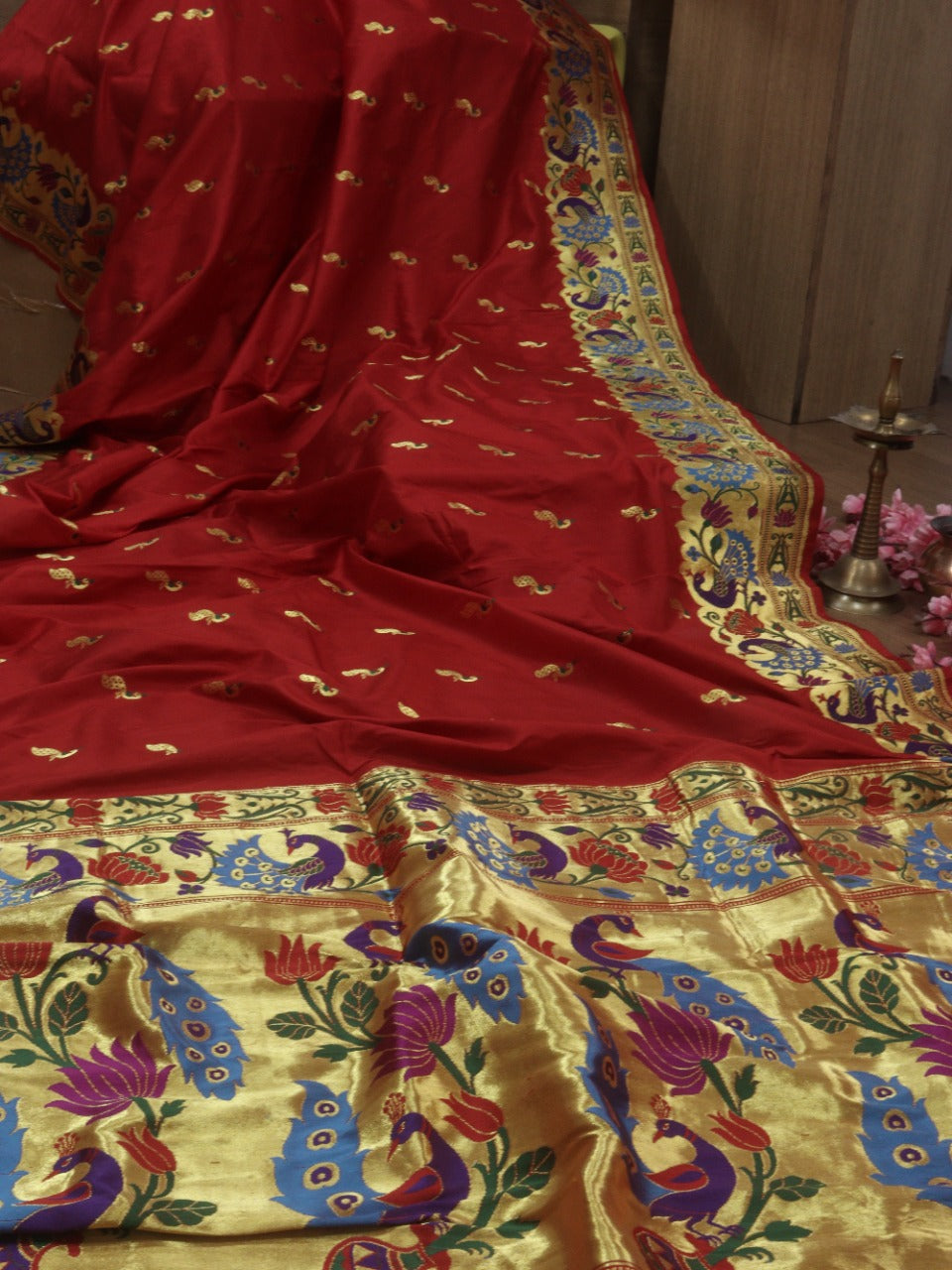 Red Handloom Banarasi Pure Katan Silk Paithani Border Design Saree - Luxurion World