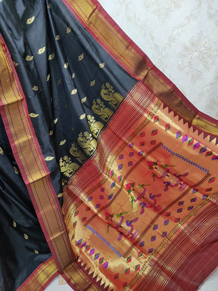 Black Handloom Paithani Pure Silk Peacock Design Pallu Saree - Luxurion World