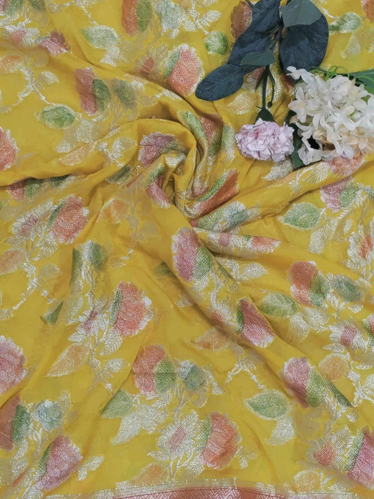 Yellow Handloom Banarasi Pure Georgette Brush Dye Dupatta - Luxurion World