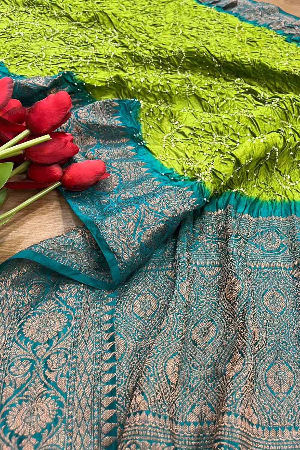 Green Bandhani Kanjeevaram Border Silk Dupatta - Pure Elegance - Luxurion World