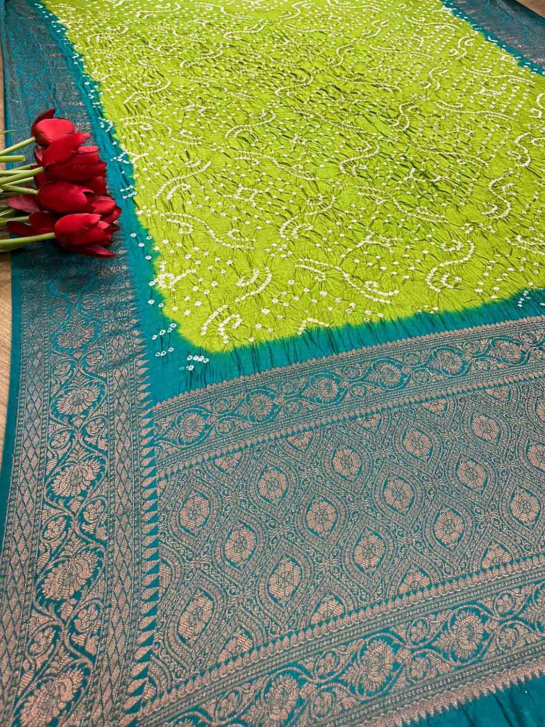 Green Bandhani Kanjeevaram Border Silk Dupatta - Pure Elegance - Luxurion World