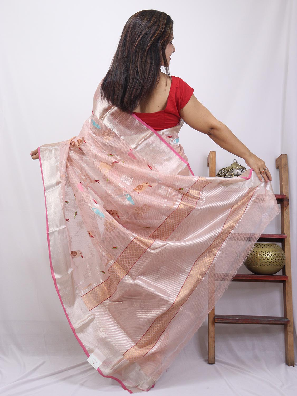 Pink Handloom Kota Doria Real Zari Bird And Flower Design Saree - Luxurion World