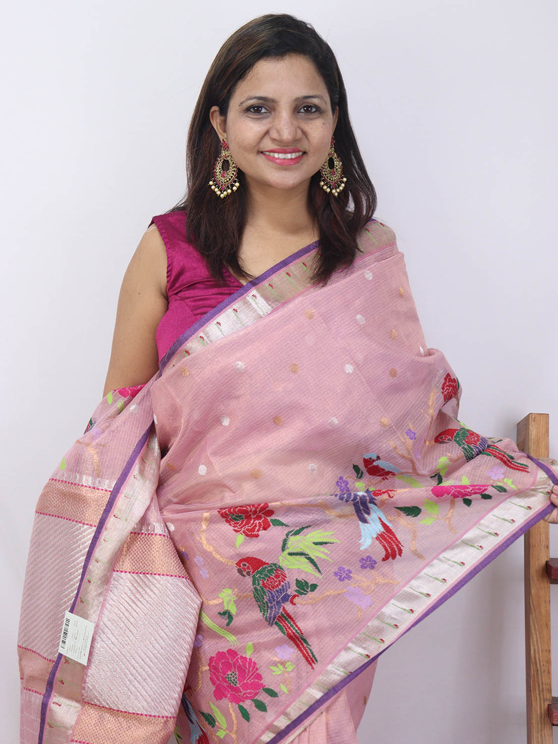 Pink Handloom Kota Doria Real Zari Bird And Flower Design Saree - Luxurion World