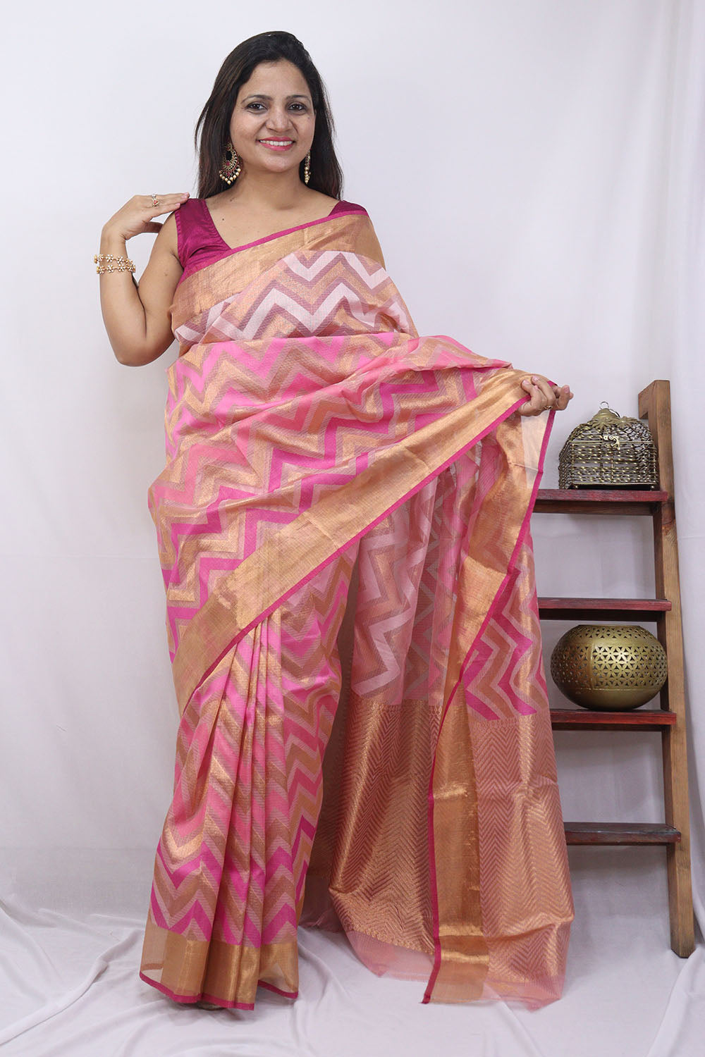 Pink Handloom Kota Doria Real Zari Saree - Luxurion World