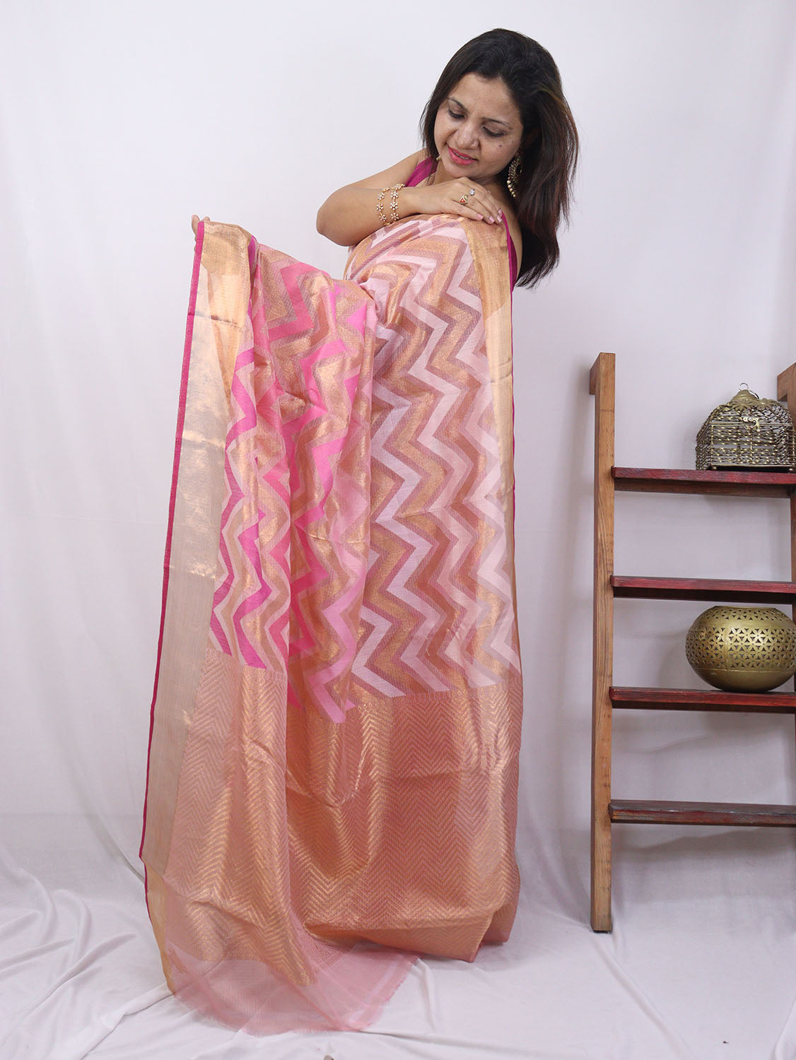 Pink Handloom Kota Doria Real Zari Saree - Luxurion World