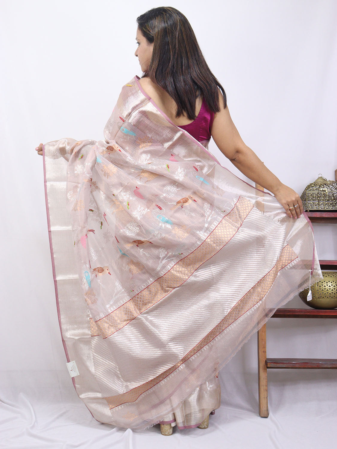 Pastel Handloom Kota Doria Real Zari Saree - Luxurion World