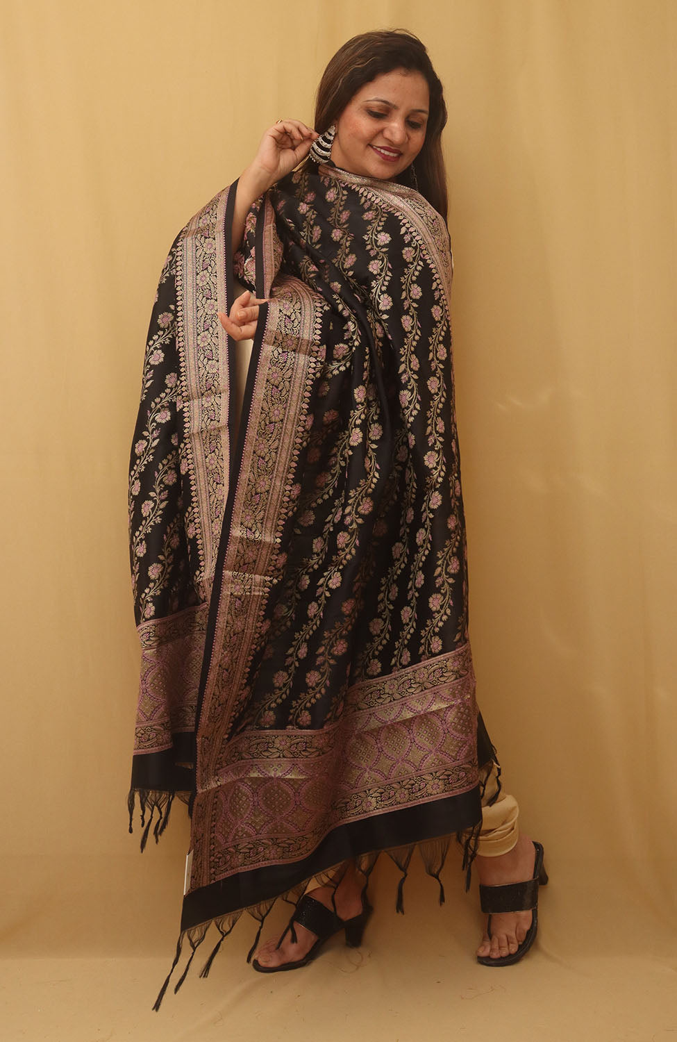 Black Banarasi Silk Meenakari Dupatta - Luxurion World