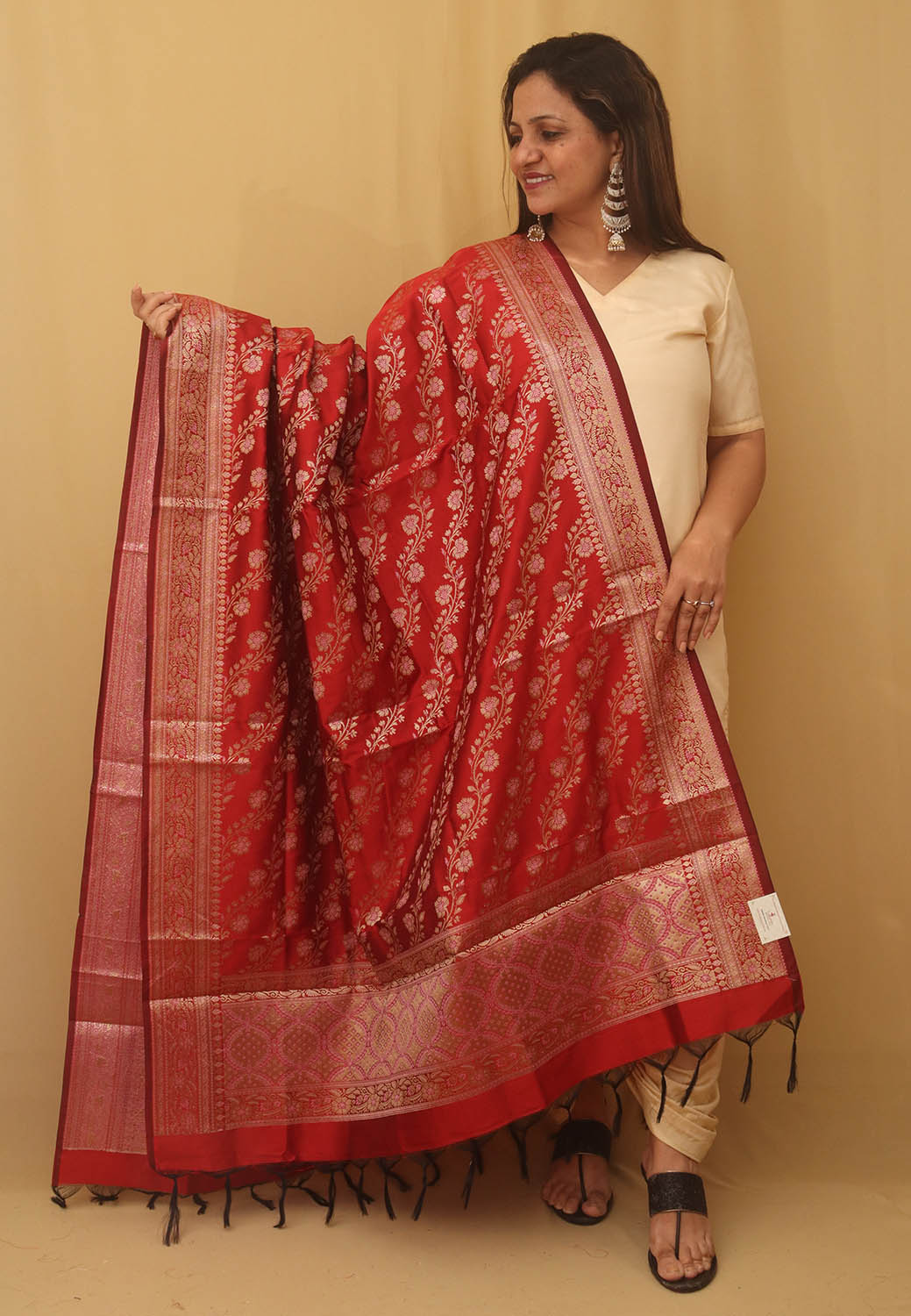 Red Banarasi Silk Meenakari Dupatta - Luxurion World