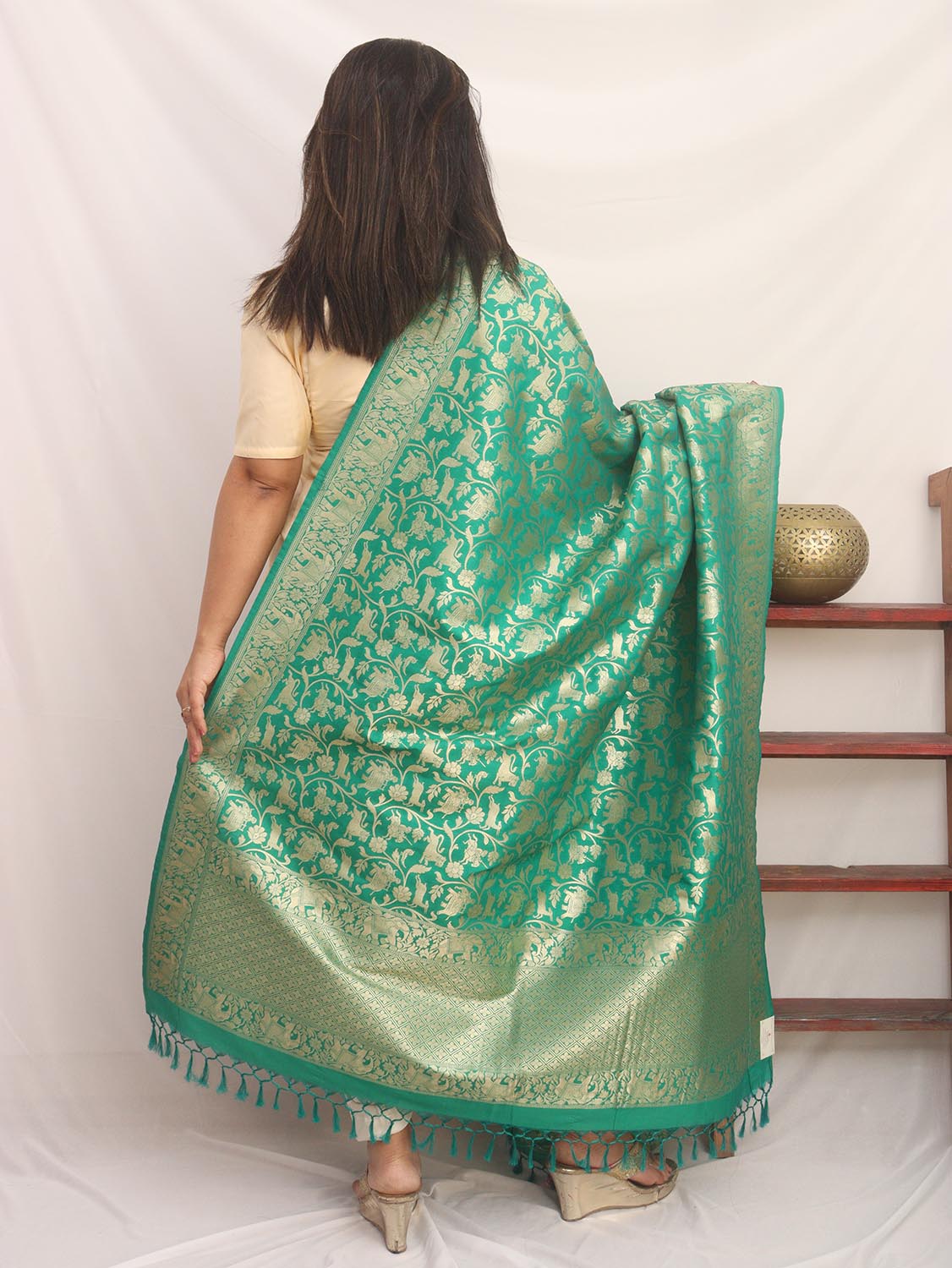 Green Banarasi Silk Dupatta - Luxurion World