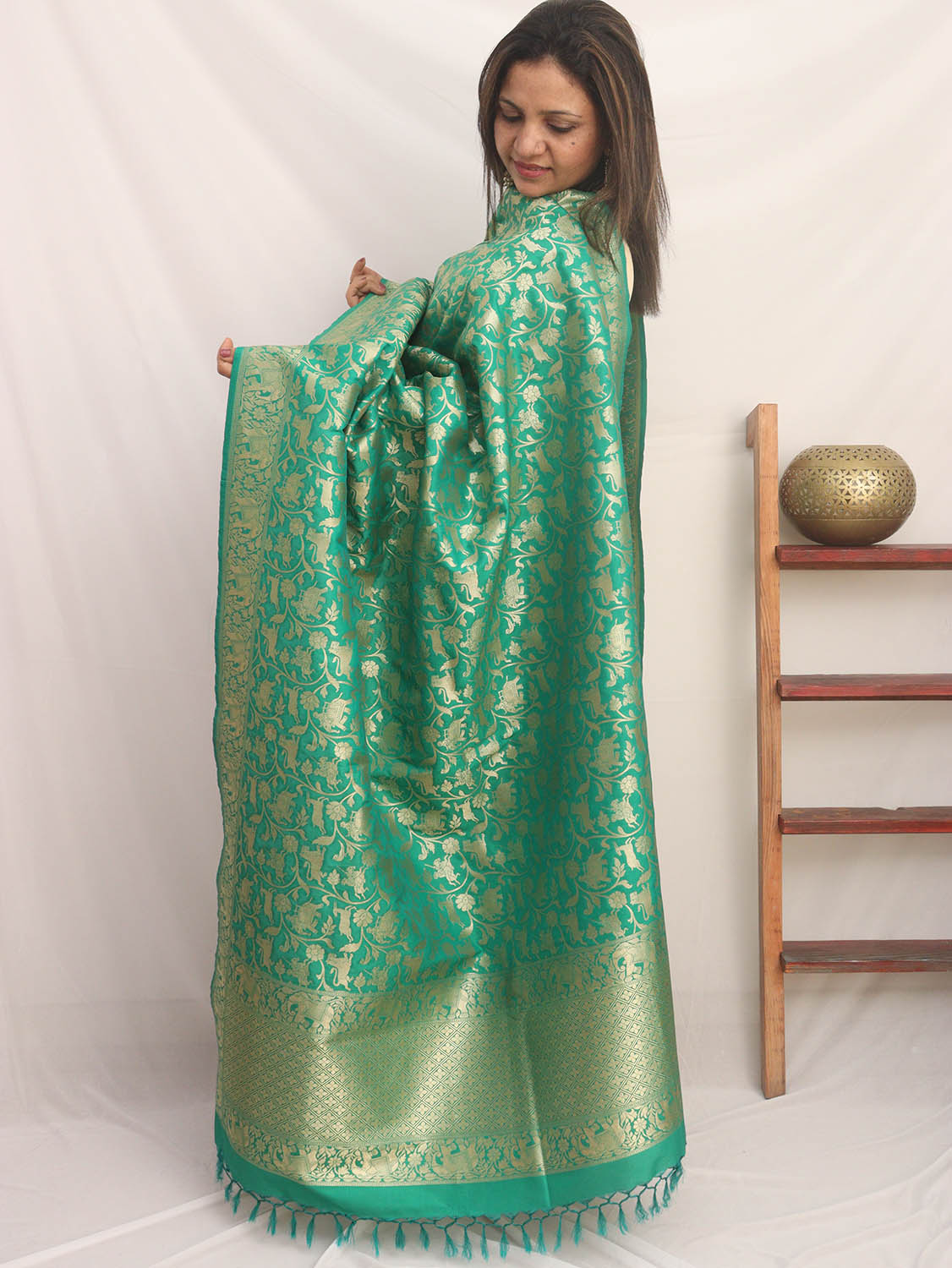 Green Banarasi Silk Dupatta - Luxurion World