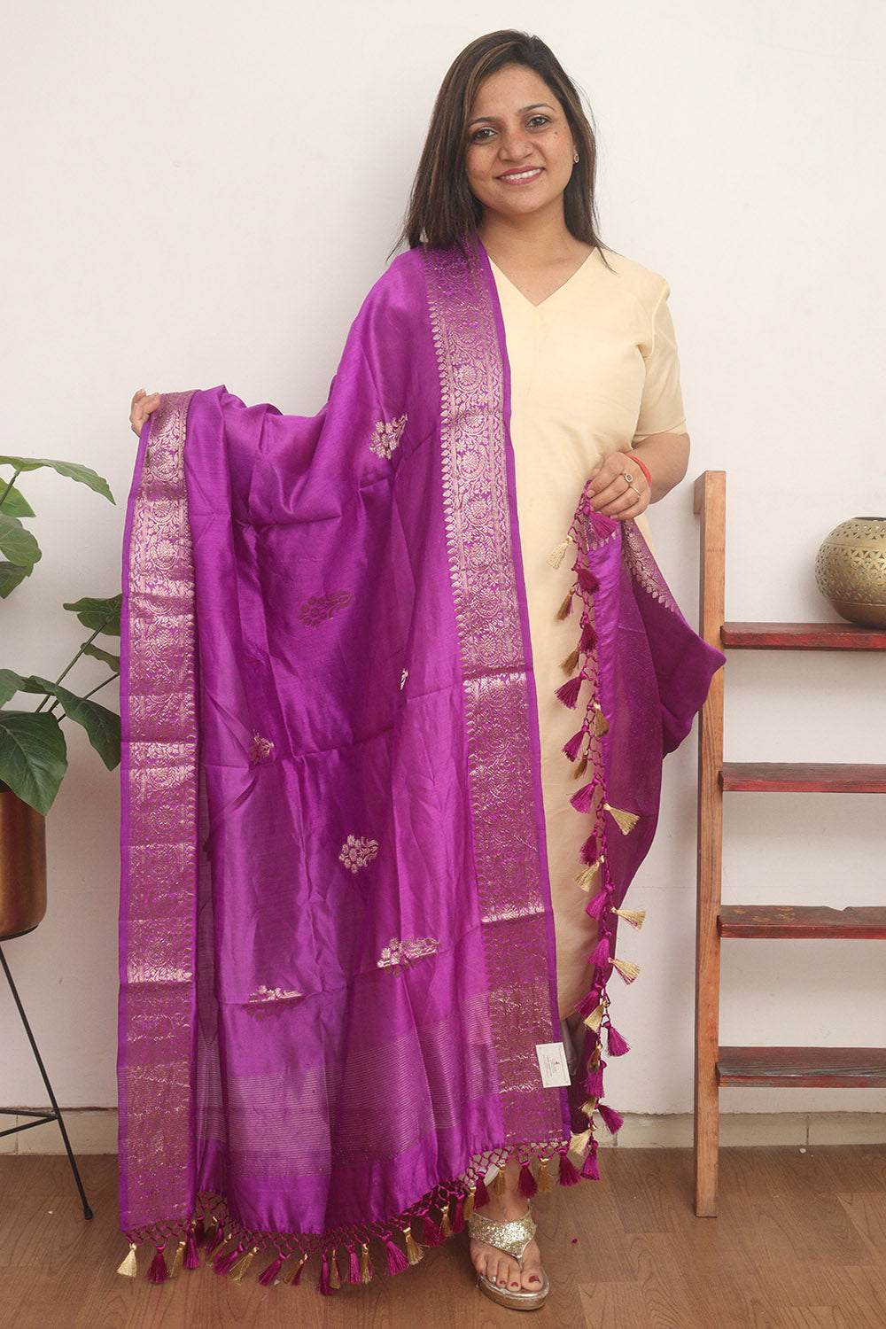 Purple Handloom Banarasi Chiniya Silk Boota Design Dupatta - Luxurion World