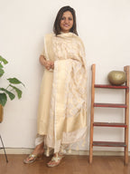 Off White Banarasi Silk Dupatta - Luxurion World