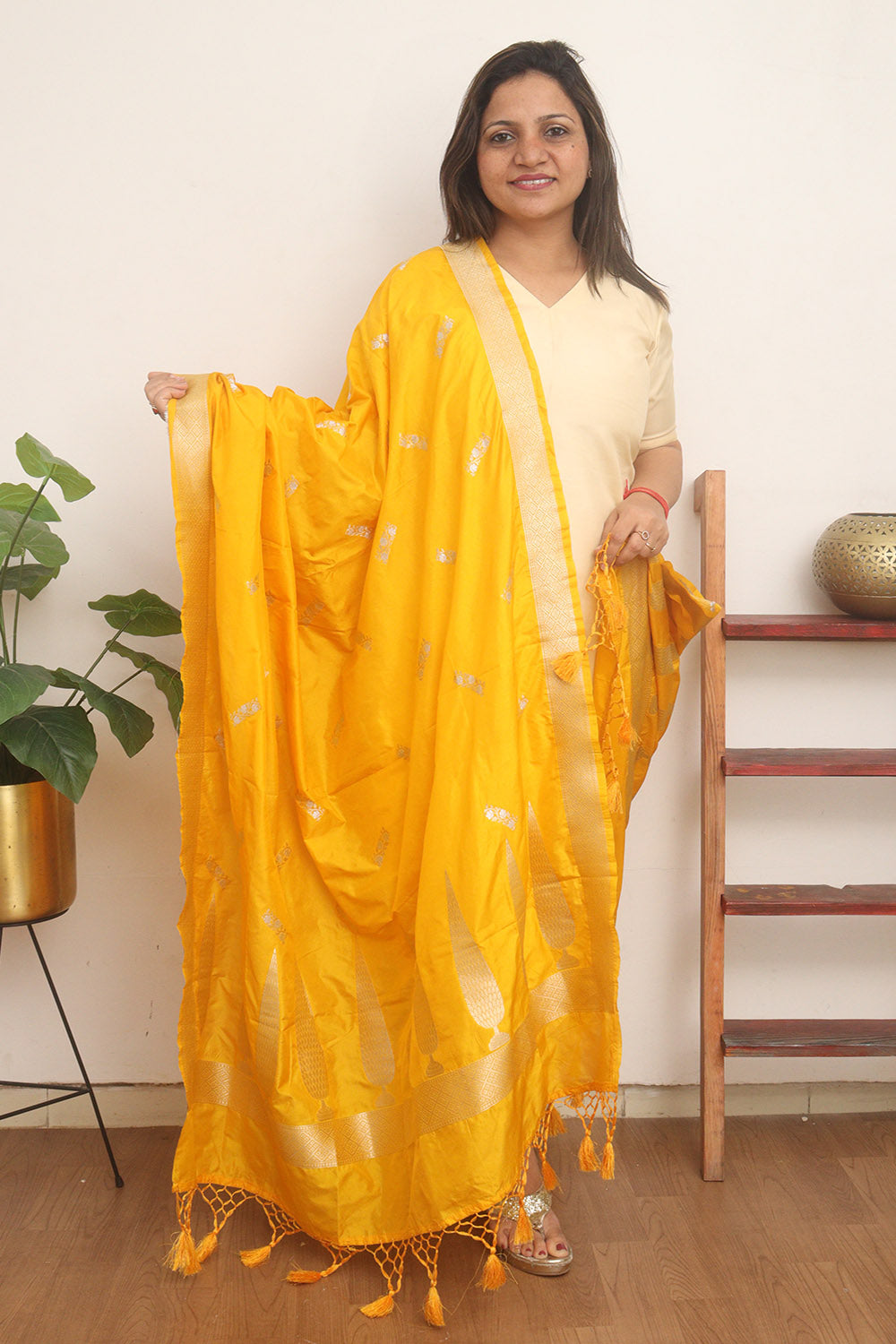 Yellow Banarasi Silk Dupatta - Luxurion World