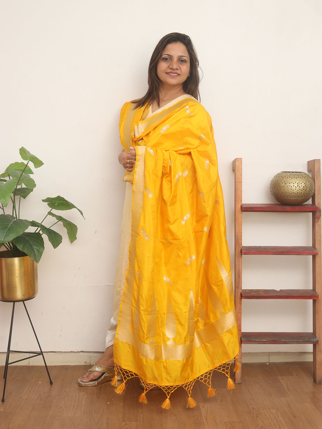 Yellow Banarasi Silk Dupatta - Luxurion World