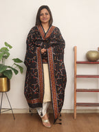 Black Banarasi Silk Dupatta - Luxurion World