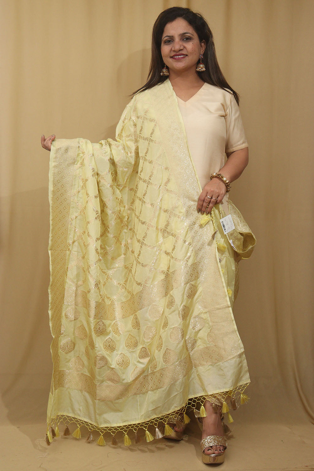 Vibrant Yellow Banarasi Silk Dupatta: Essential Accessory - Luxurion World