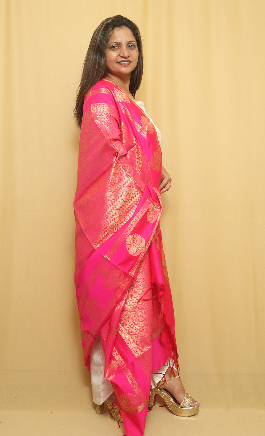 Pink Banarasi Silk Dupatta - Luxurion World