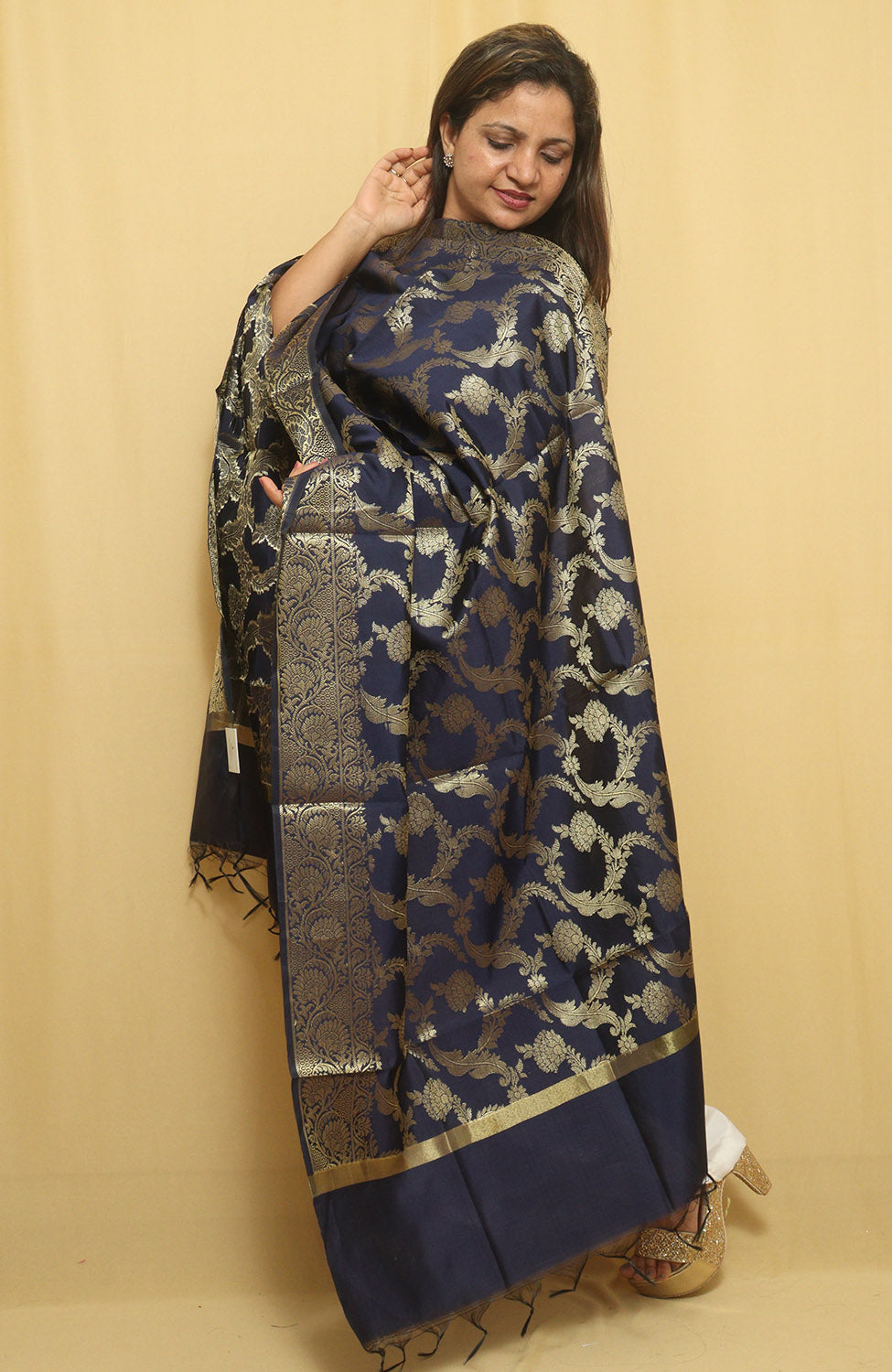 Stunning Blue Banarasi Silk Dupatta - Versatile and Elegant - Luxurion World
