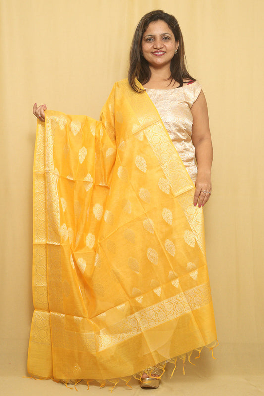 Radiant Yellow Banarasi Silk Dupatta: Elevate Your Ethnic Style! - Luxurion World
