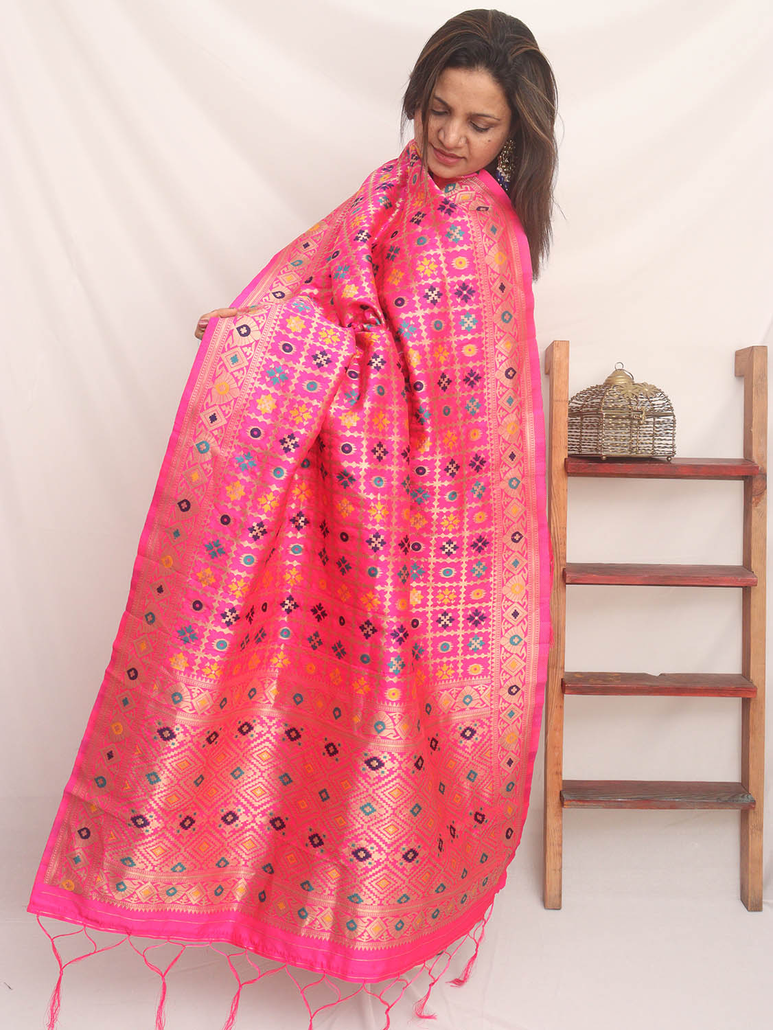 Pink Banarasi Silk Meenakari Dupatta - Luxurion World