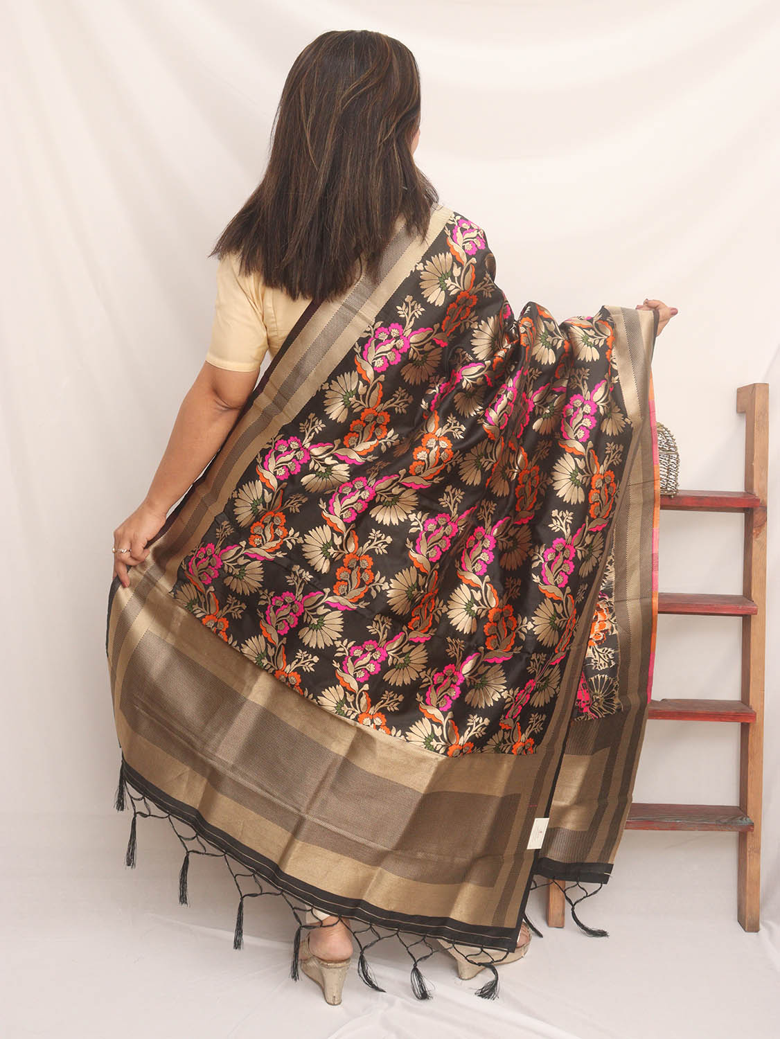 Black Banarasi Silk Meenakari Dupatta - Luxurion World