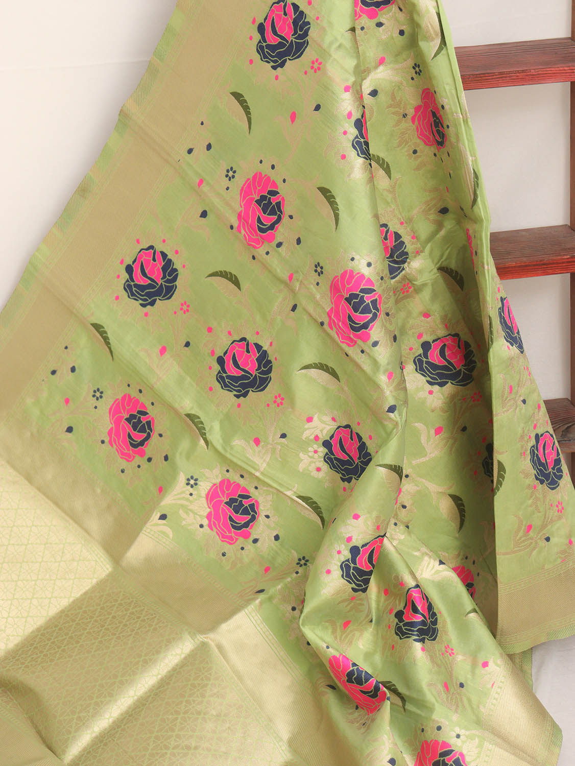Green Banarasi Silk Meenakari Dupatta - Luxurion World