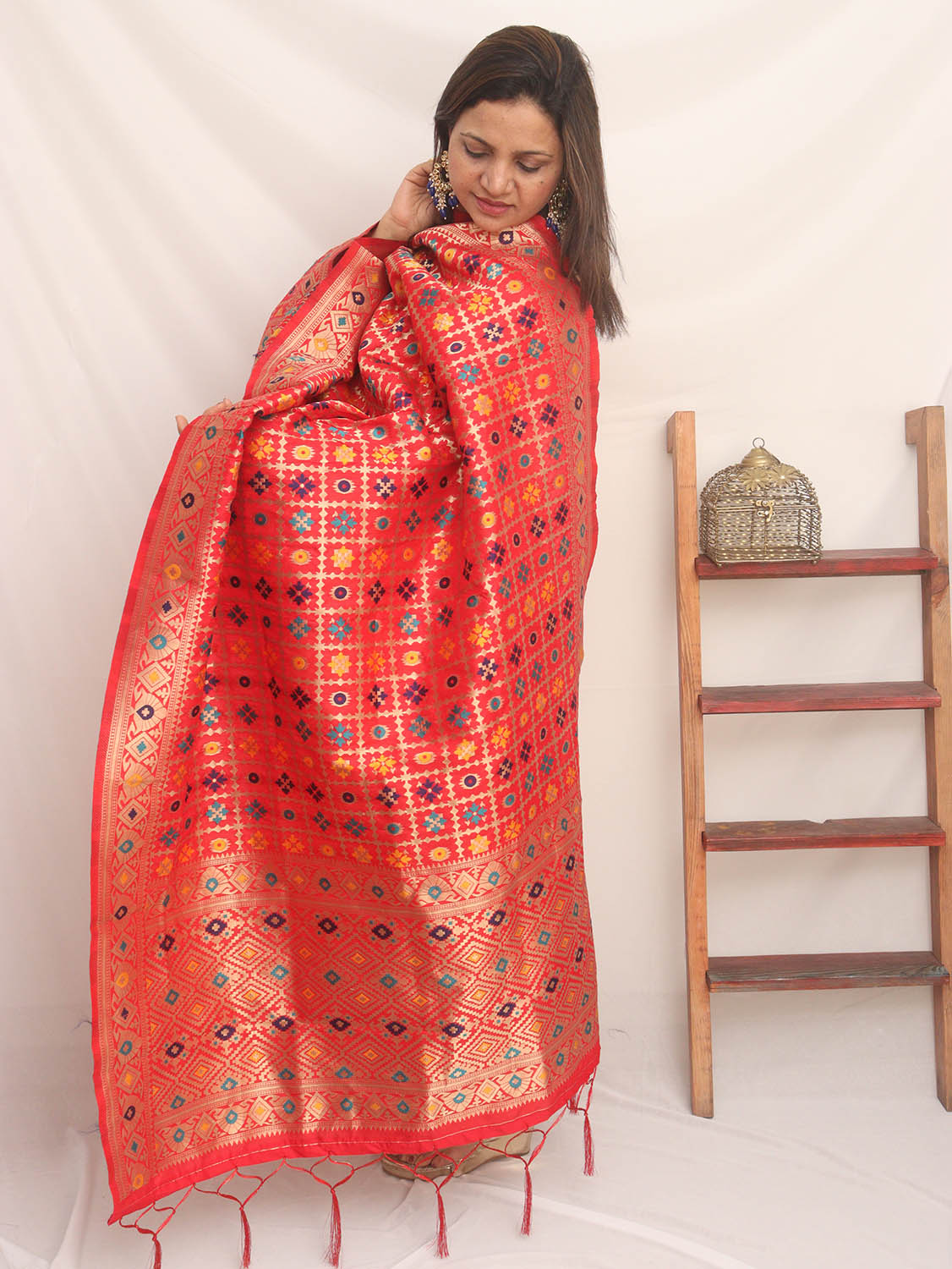 Red Banarasi Silk Meenakari Dupatta - Luxurion World