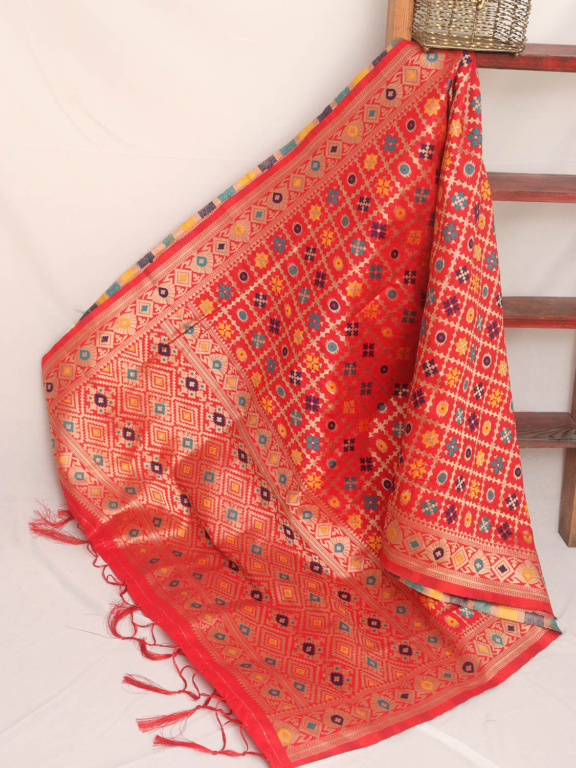 Red Banarasi Silk Meenakari Dupatta - Luxurion World