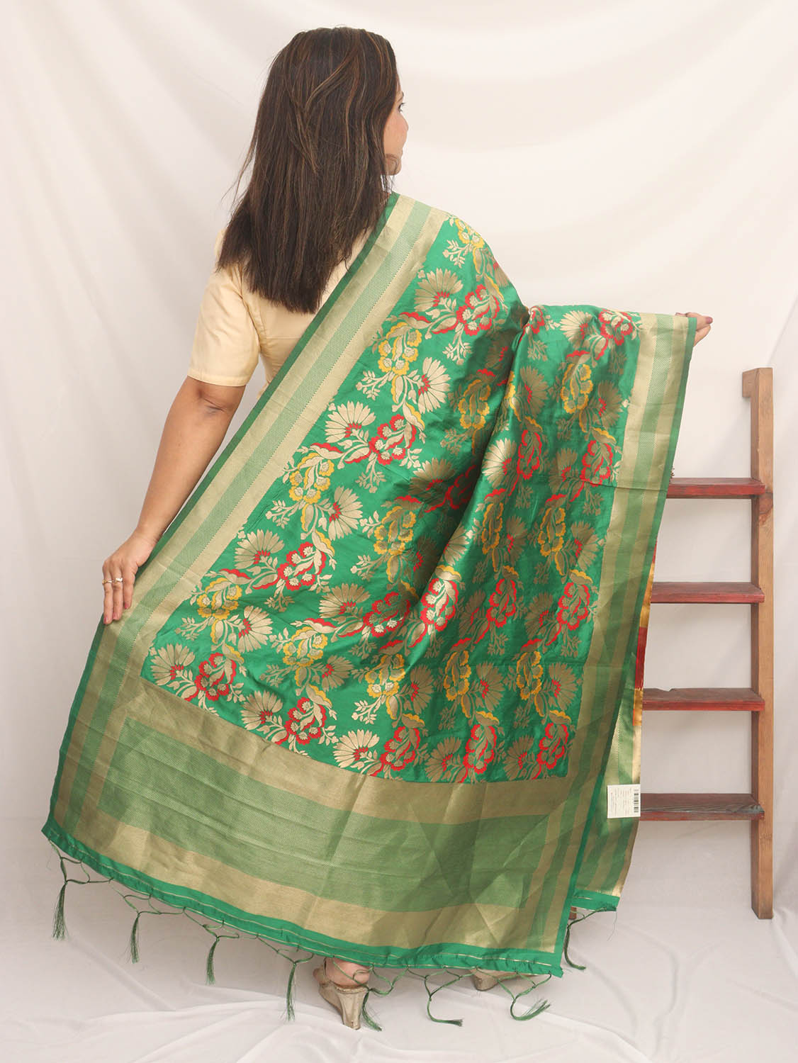 Green Banarasi Silk Meenakari Dupatta - Luxurion World