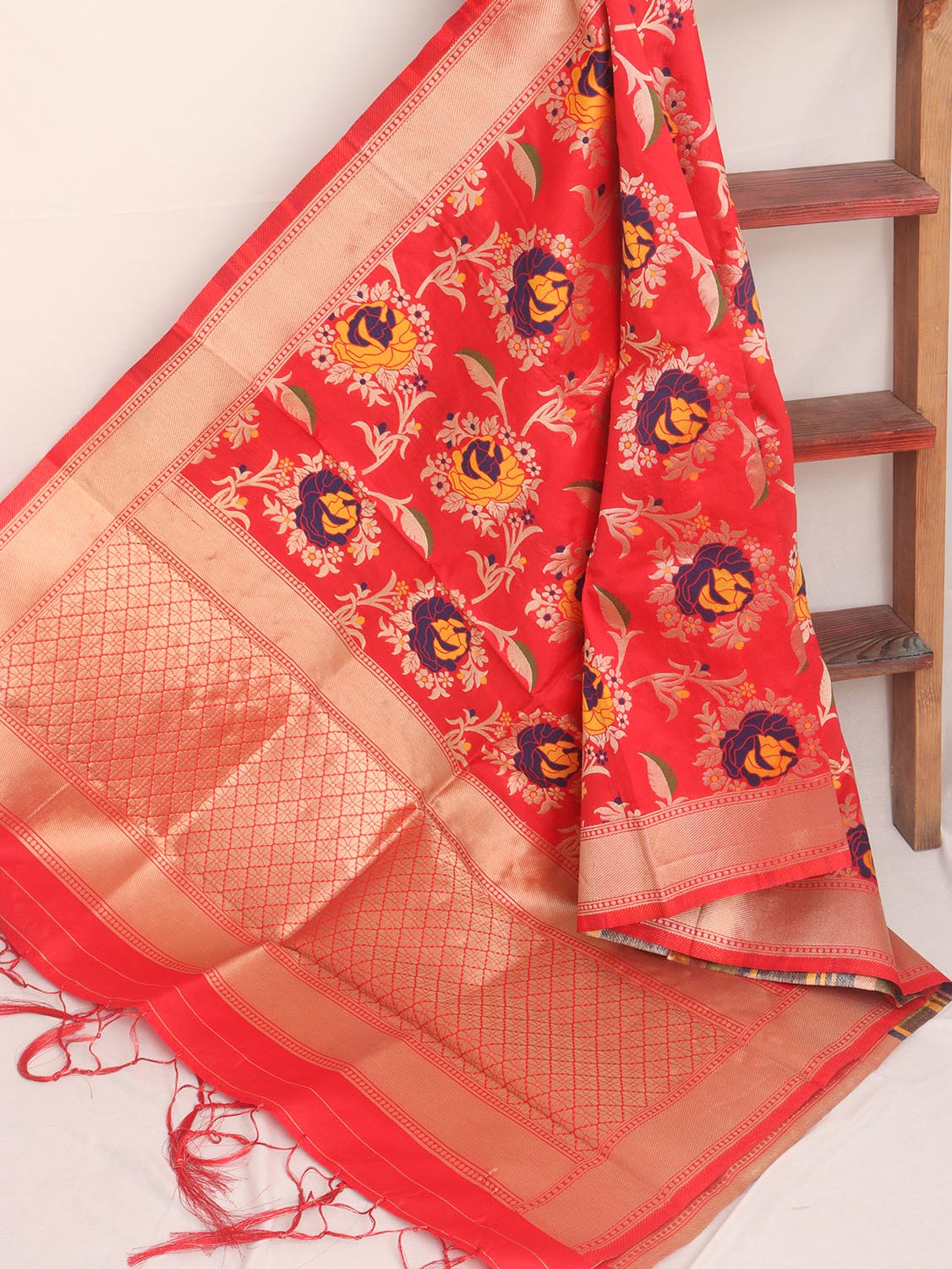 Red Banarasi Silk Meenakari Dupatta - Luxurion World